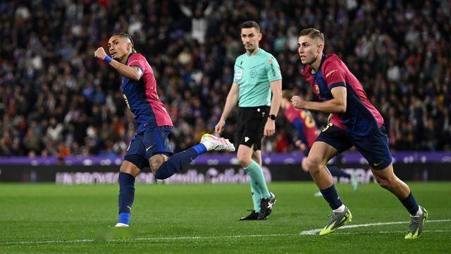 关于经验球员关键得分，助球队逆转局势的信息