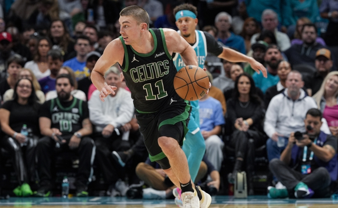 塔图姆，西蒙斯，黄蜂！的简单介绍